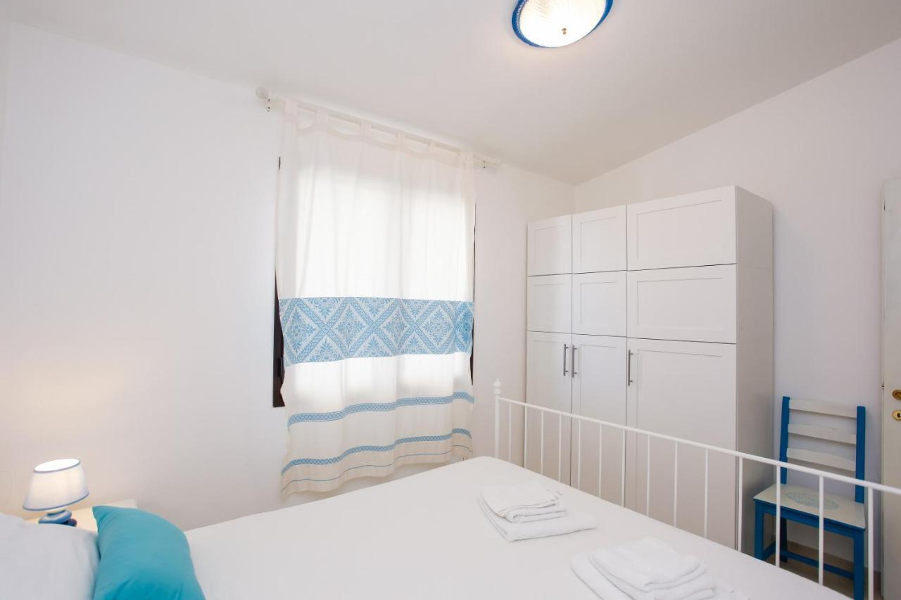 Casa Vacanze Zefiro Орозеи Экстерьер фото